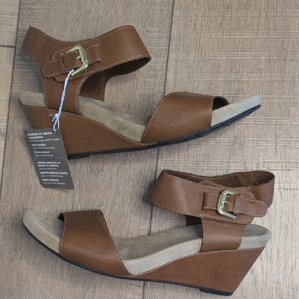 Comfort Plus by Predictions Brown Wedge Sandals